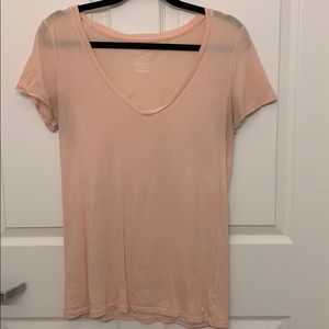 Peach American Eagle v neck